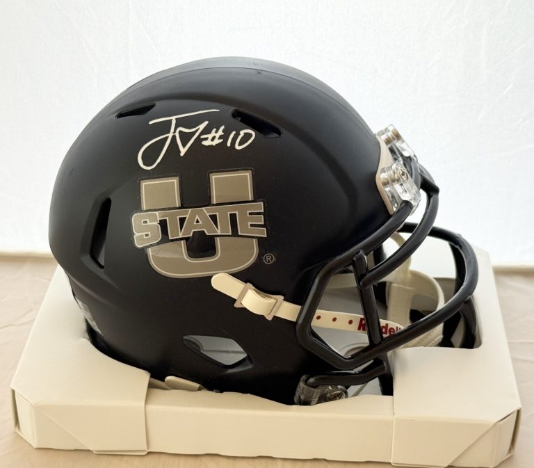 Jordan Love Packers signed Utah State Aggies mini helmet Beckett Witnessed