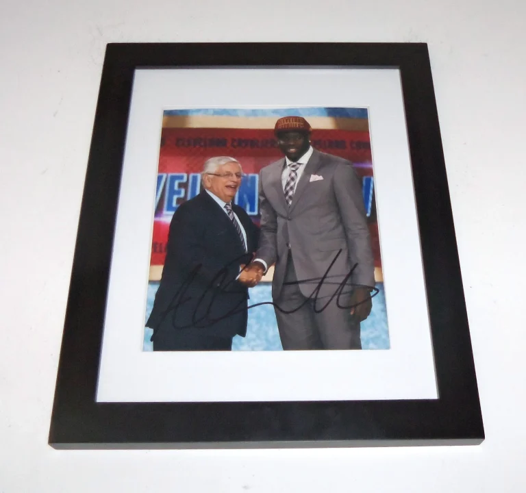 Cleveland Cavaliers ANTHONY BENNETT Signed Autographed Basketball Photo PROOF!