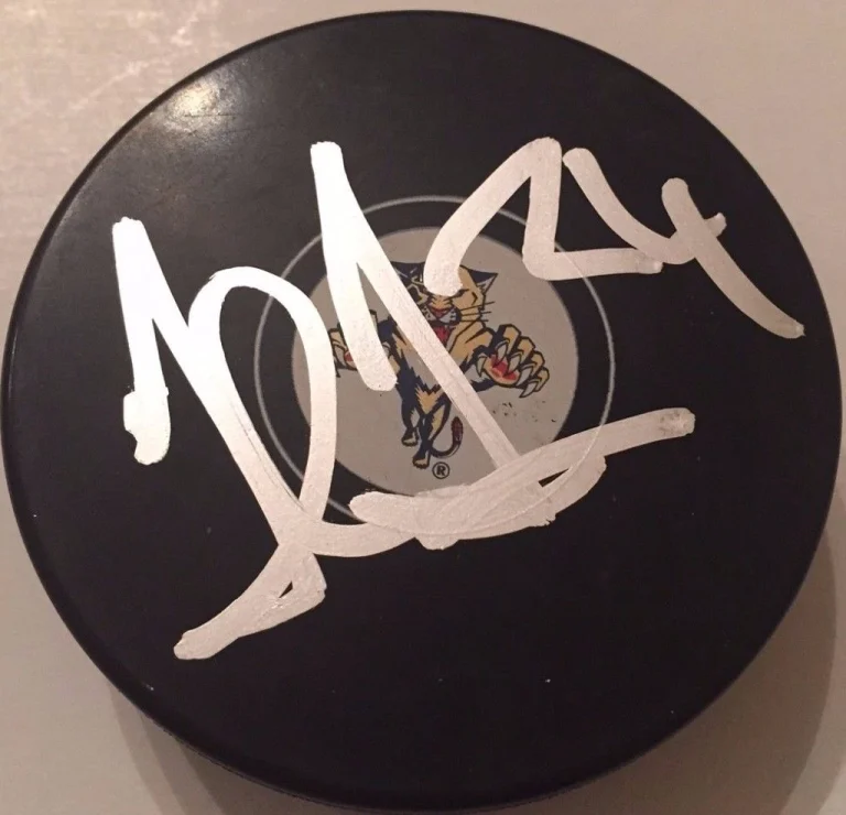 JIRI HUDLER SIGNED FLORIDA PANTHERS HOCKEY PUCK W/CASE COA