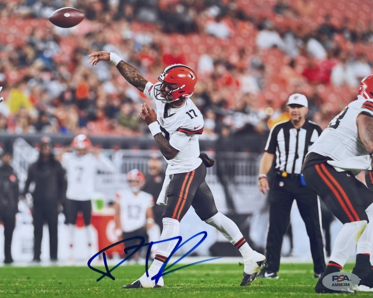 PSA/DNA Cleveland Browns Dorian Thompson Robinson Signed Football Photo DTR
