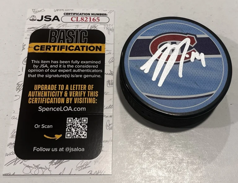 NICK SUZUKI SIGNED MONTREAL CANADIENS HOCKEY PUCK W/ CASE JSA COA