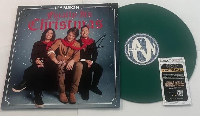 HANSON BAND SIGNED FINALLY IT'S CHRISTMAS LP VINYL RECORD ISAAC TAYLOR ZAC JSA
