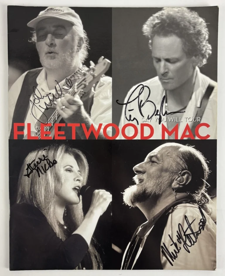 Fleetwood Mac Signed Tour Program Nicks Fleetwood McVie Buckingham Beckett BAS