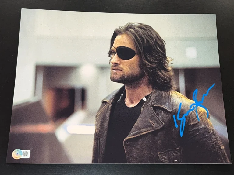 KURT RUSSELL SIGNED AUTOGRAPH 11x14 PHOTO ESCAPE FROM NEW YORK SNAKE BECKETT BAS