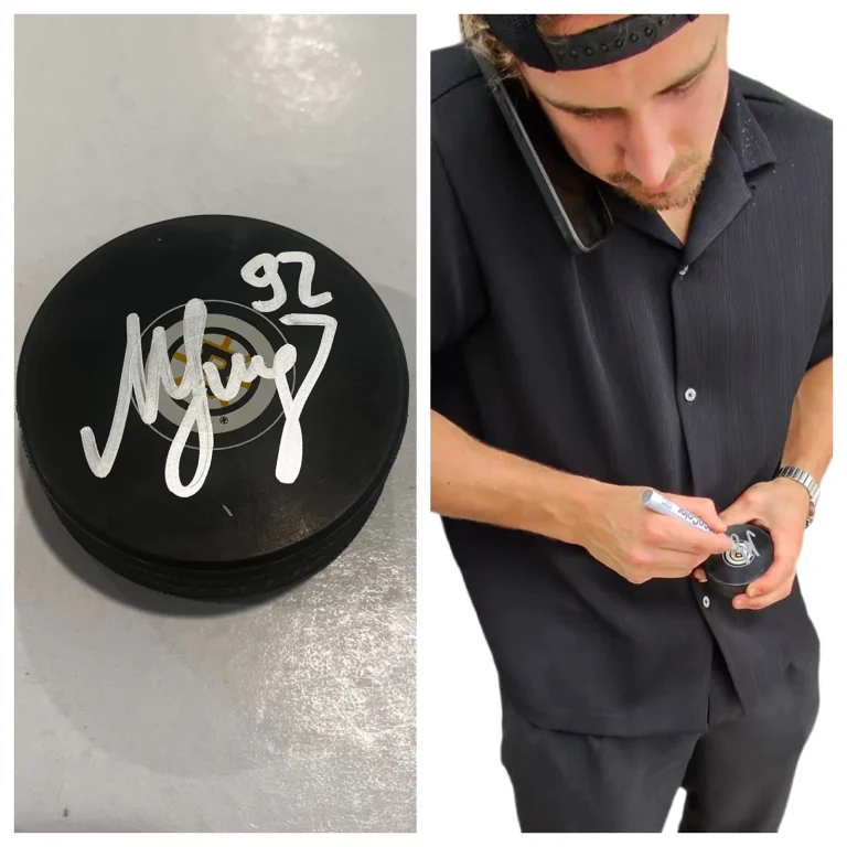 MARAT KHUSNUTDINOV SIGNED BOSTON BRUINS HOCKEY PUCK W/ CASE COA