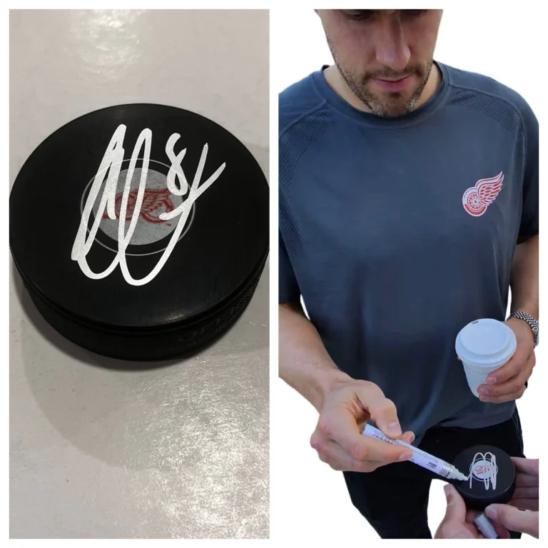 BEN CHIAROT SIGNED DETROIT RED WINGS HOCKEY PUCK W/ CASE COA