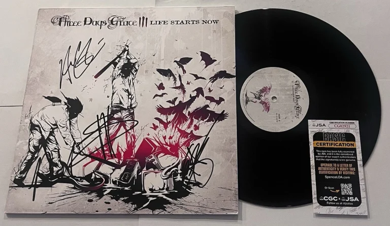 THREE DAYS GRACE SIGNED LIFE STARTS NOW LP VINYL RECORD ALBUM ADAM GONTIER JSA