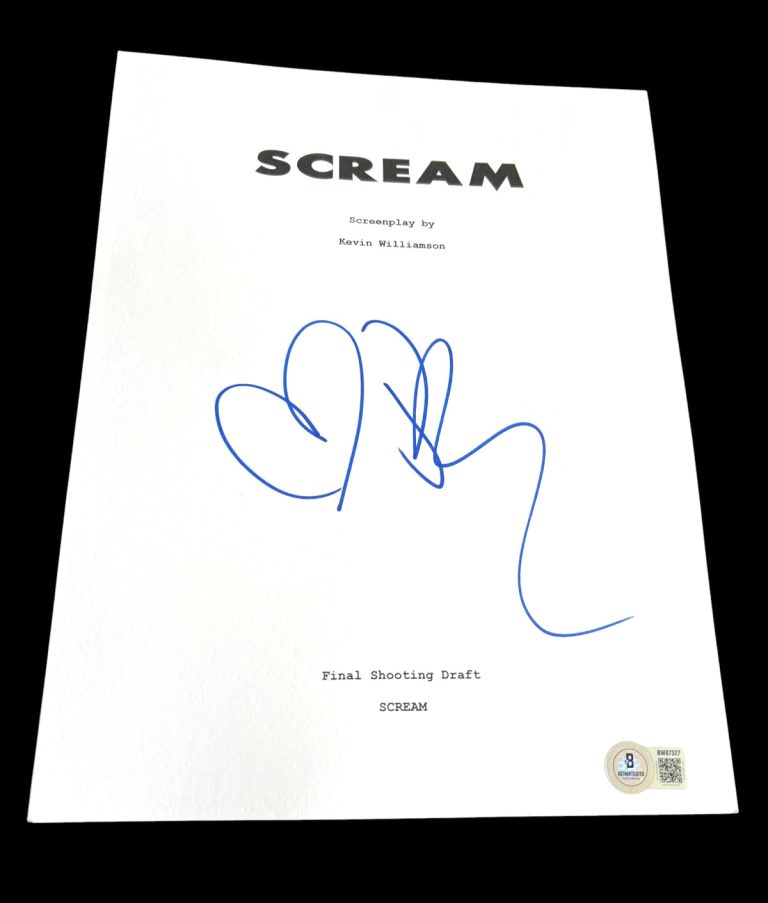DREW BARRYMORE SIGNED AUTOGRAPH MOVIE SCRIPT SCREAM BECKETT BAS COA AUTO D
