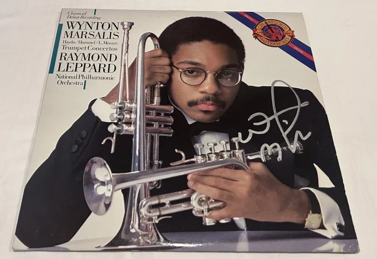 WYNTON MARSALIS SIGNED NATIONAL PHILHARMONIC ORCHESTRA VINYL RECORD JSA