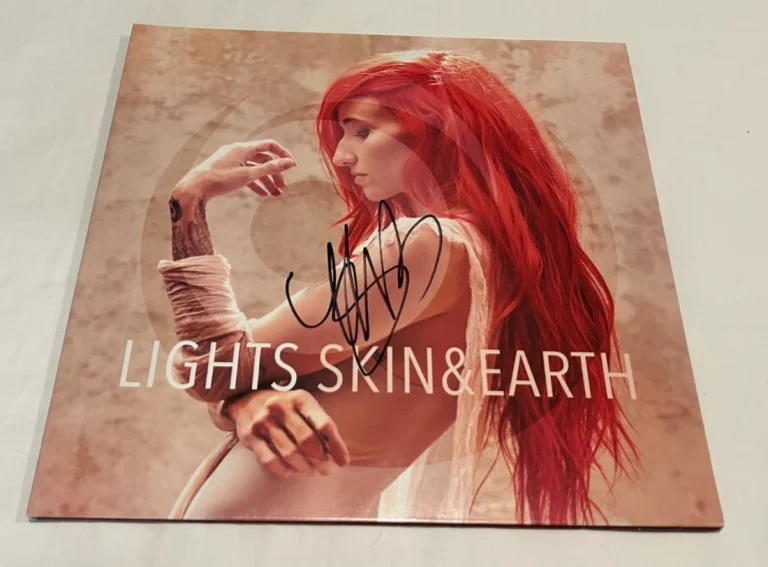 LIGHTS VALERIE POXLEITNER SIGNED SKIN & EARTH VINYL RECORD JSA