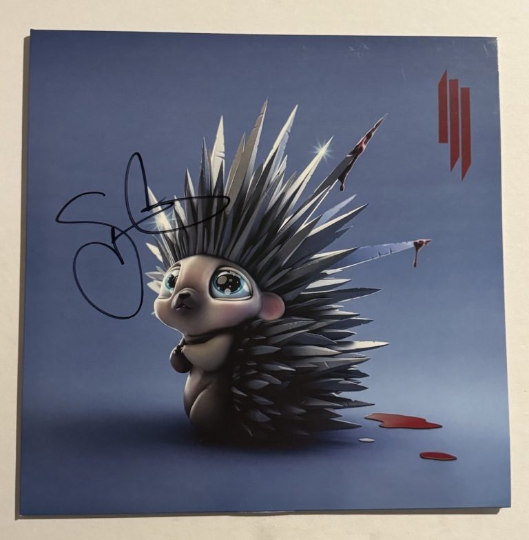 SKRILLEX DJ HAND SIGNED AUTOGRAPHED VINYL RECORD EDM STAR SONNY MOORE COA