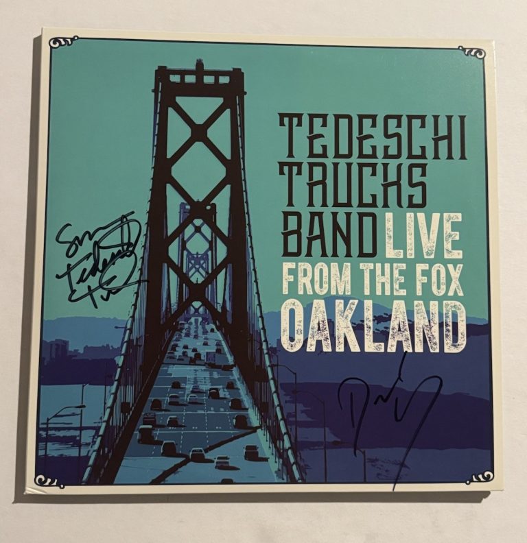 TEDESCHI TRUCKS BAND FULL BAND SIGNED LP VINYL RECORD ALBUM DEREK TRUCKS COA