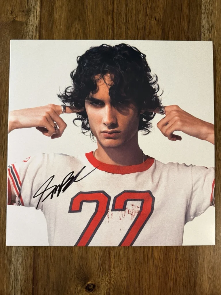 ‘Sombr’ Signed Vinyl Album ‘I Barely Know Her’ Beckett Certified