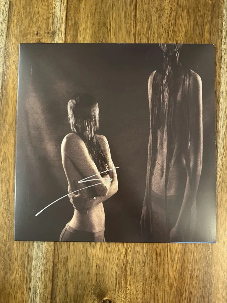 ‘Sofia Isella’ Signed Vinyl Album ‘I’m Camera.’ Autograph