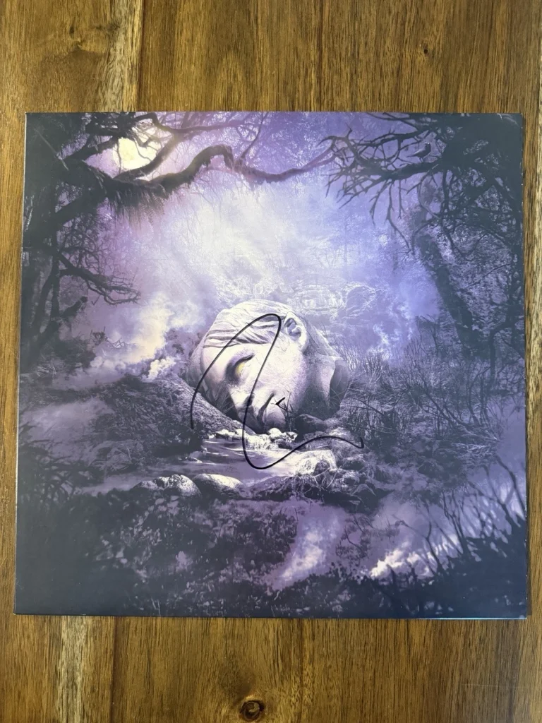 Rivers Cuomo ‘Weezer’ Band Signed Vinyl Album ‘SZNZ: Autumn’ Autograph Beckett