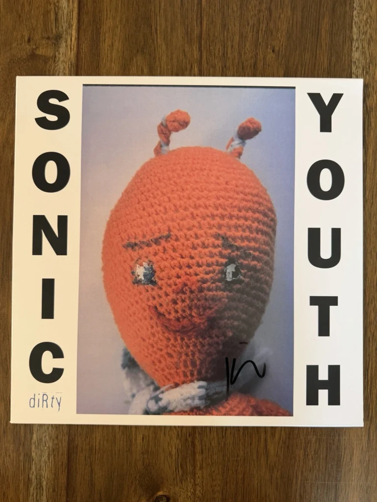 Kim Gordon ‘Sonic Youth’ Signed Vinyl Album ‘Dirty’ Beckett Certified