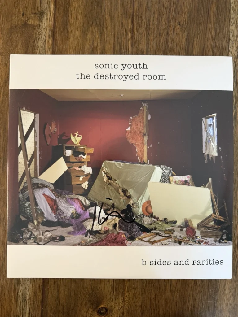 Kim Gordon ‘Sonic Youth’ Signed Vinyl Album ‘The Destroyed Room’ Beckett