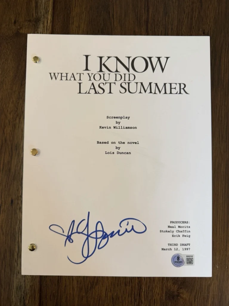 Jennifer Love Hewitt I Know What You Did Last Summer Signed Full Script Beckett
