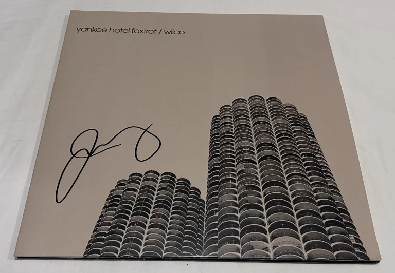 JEFF TWEEDY SIGNED WILCO YANKEE HOTEL FOXTROT VINYL RECORD JSA