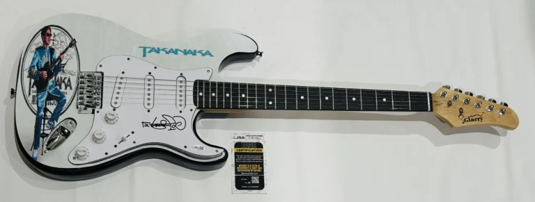 MASAYOSHI TAKANAKA SIGNED CUSTOM ELECTRIC GUITAR JAPAN VERY RARE JSA COA