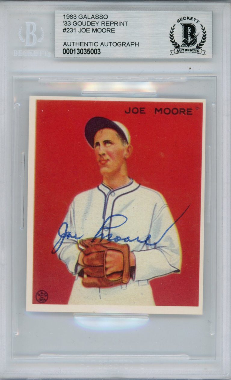 Joe Moore Signed 1983 Galasso '33 Goudey Reprint #231 Card Beckett Slab 38460