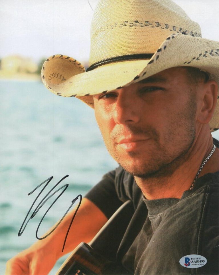 KENNY CHESNEY SIGNED AUTOGRAPH 8X10 PHOTO - COUNTRY MUSIC SUPERSTAR, BECKETT