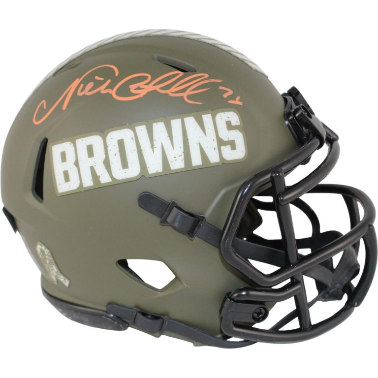 Nick Chubb Autographed/SIgned Cleveland Browns 22 STS Mini Beckett 53606