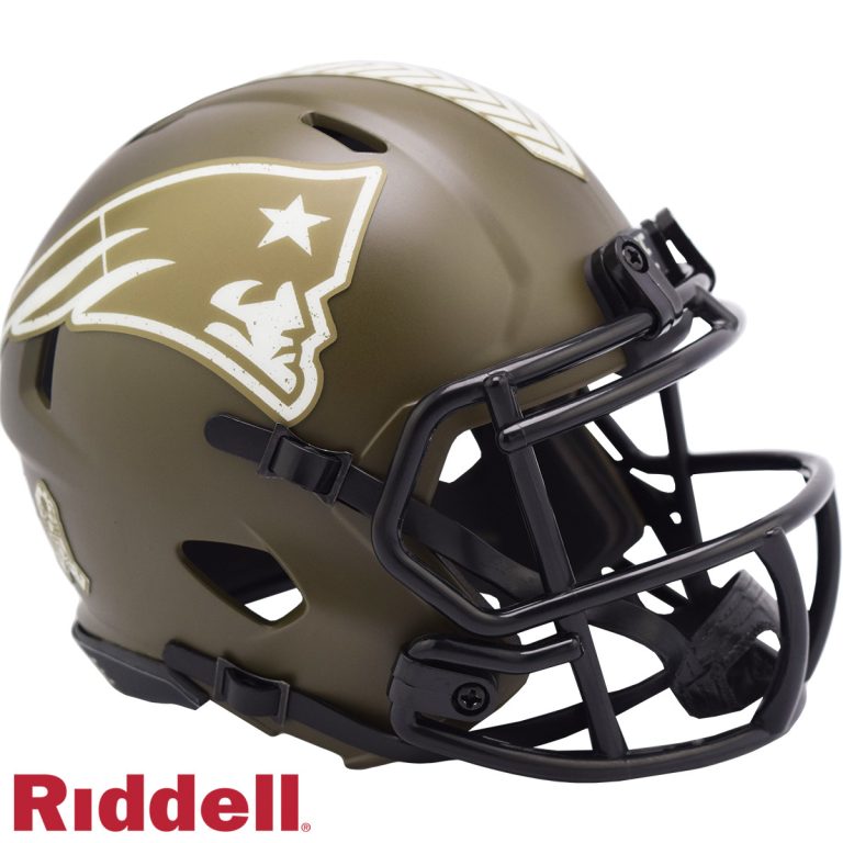 New England Patriots Riddell New In Box 2022 Salute to Service Mini Helmet 35184