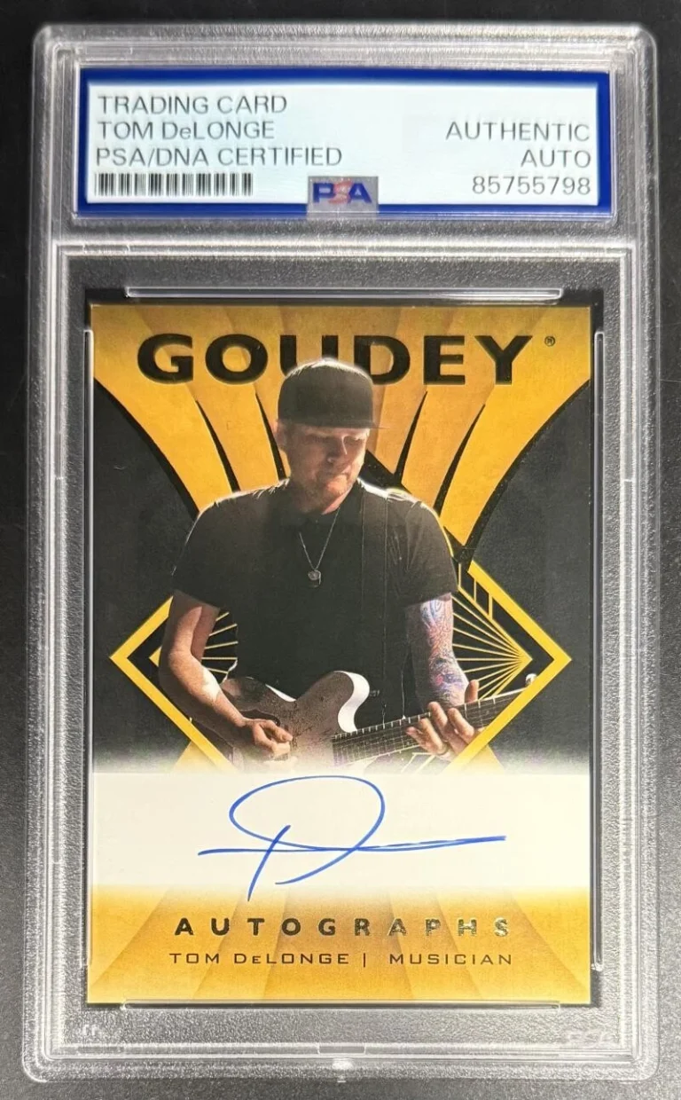 Tom DeLonge Signed Autograph Rare PSA/DNA COA Blink 182 Goudey Trading Card D