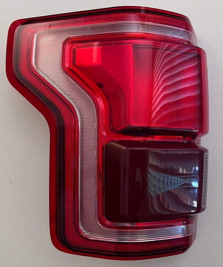 2015 2016 2017 FORD F150 LH TAIL LIGHT OEM C54L 17802