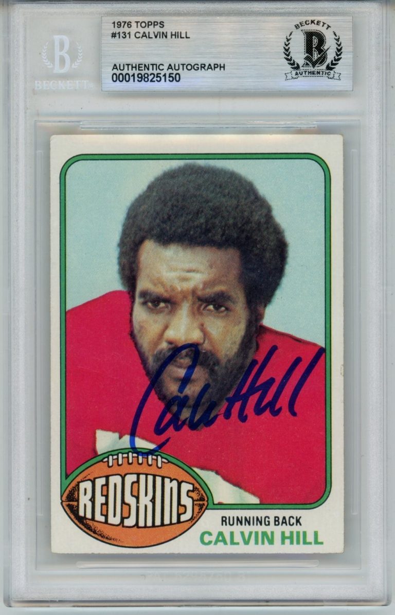 Calvin Hill Autographed 1976 Topps #131 Trading Card Slab Beckett 57085