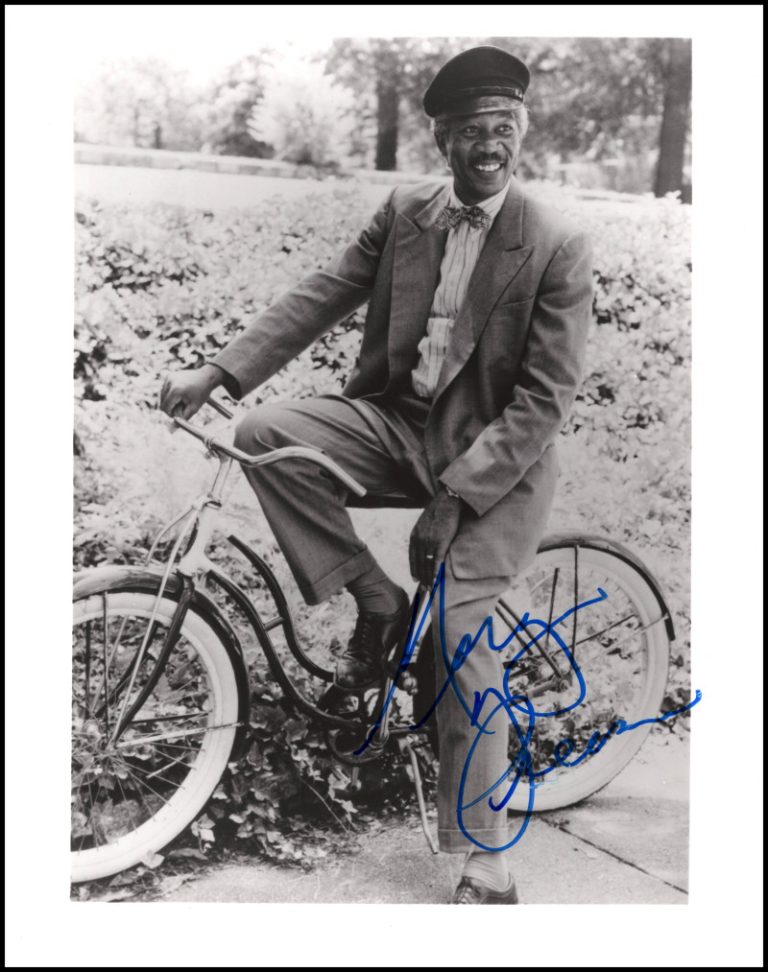 Morgan Freeman Signed Autograph 8x10 Photo - Driving Miss Daisy RARE w/ JSA COA
