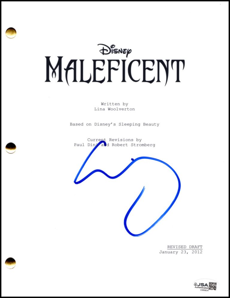 Elle Fanning Signed Autograph Disney Maleficent Script Screenplay Aurora JSA COA