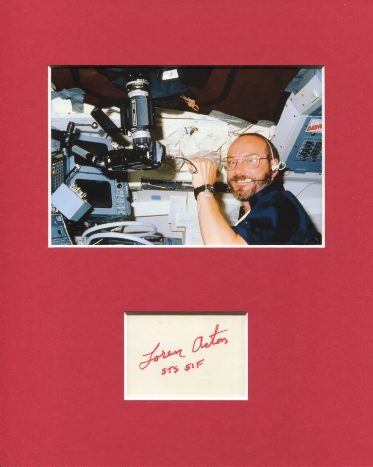 Loren Acton NASA STS Astronaut Space Solar X-ray Physicist Signed Photo Display