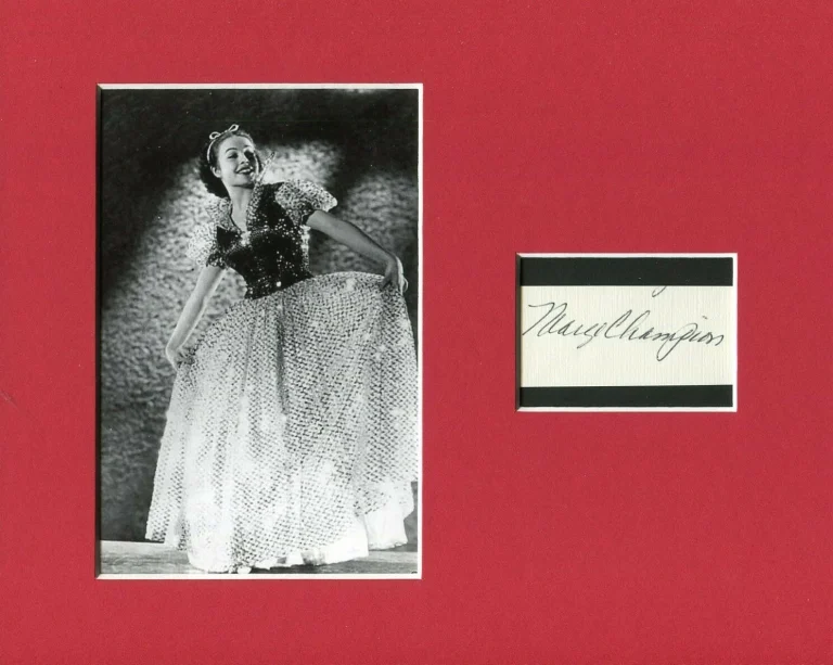 Marge Champion Snow White Disney Model Rare Signed Autograph Photo Display