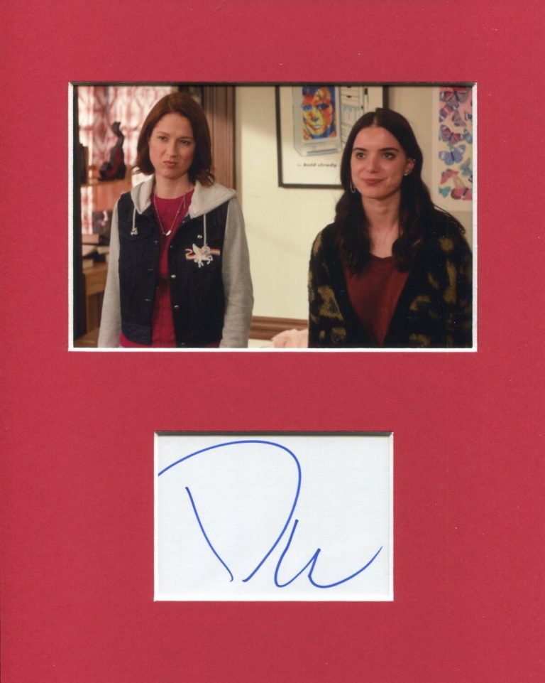 Dylan Gelula Unbreakable Kimmy Schmidt Xanthippe Signed Autograph Photo Display