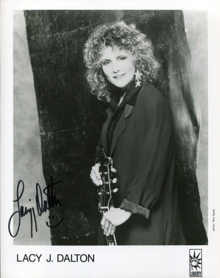 Lacy J. Dalton Country Music Singer Songwriter Signed Autograph Photo
