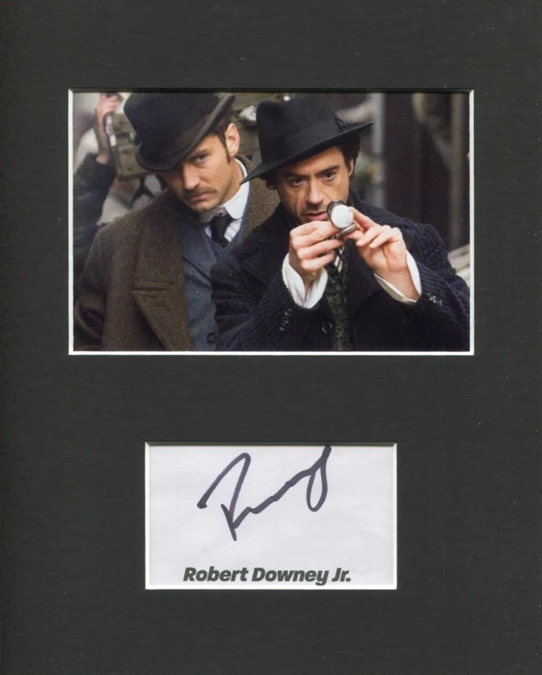 Robert Downey Jr. Sherlock Holmes Signed Autograph Photo Display JSA