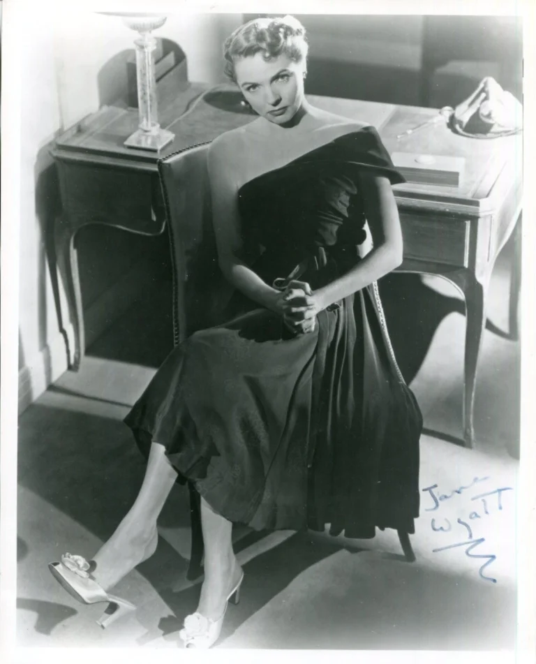 Jane Wyatt Star Trek Lost Horizon Father Knows Best Signed Autograph Photo