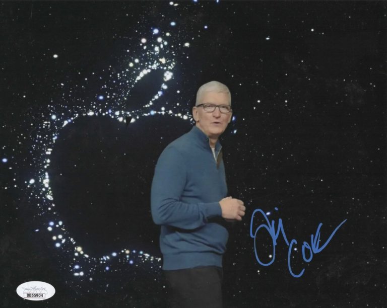 Tim Cook Signed 8x10 Photo w/ JSA LOA #BB55904 Apple CEO