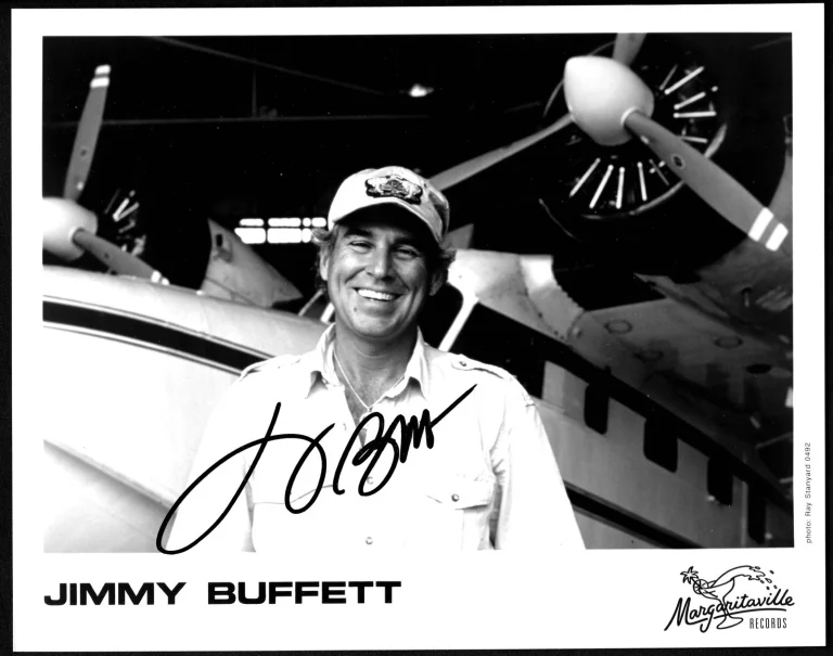 Jimmy Buffett Signed Autographed 8x10 Photo SWAU Authenticated Margaritaville