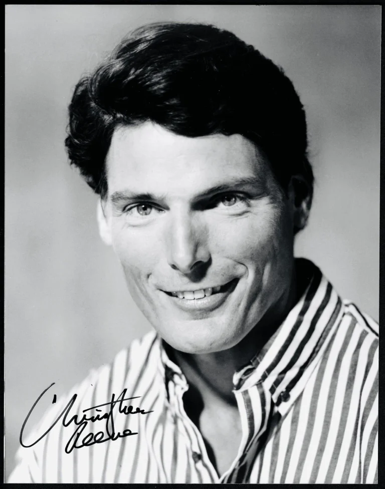 Christopher Reeve Signed Autographed 8x10 Photo SWAU Cert Superman