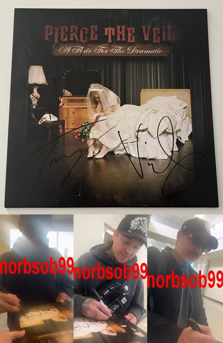 PIERCE THE VEIL BAND X3 SIGNED A FLAIR FOR THE DRAMATIC VINYL w/EXACT PROOF COA