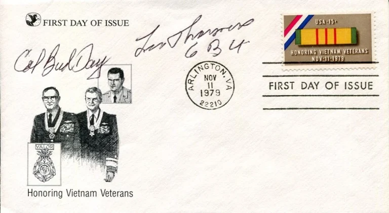 Leo Thorsness George Bud Day Vietnam War POW MOH Medal Of Honor Signed Autograph
