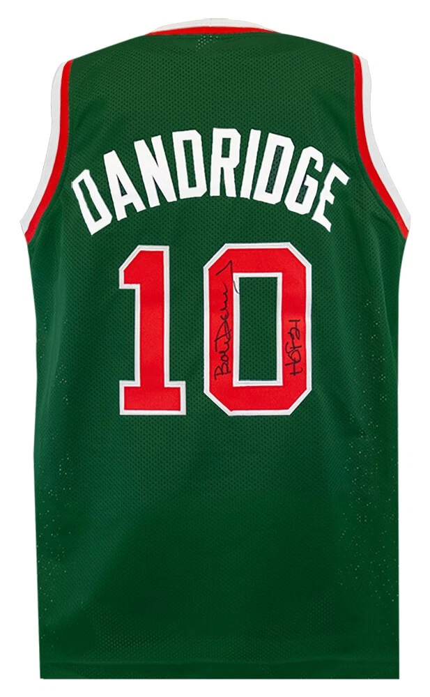Bob Dandridge Signed Green T/B Custom Basketball Jersey w/HOF'21 -(SCHWARTZ COA)