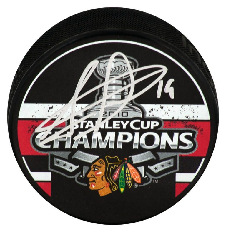 Jonathan Toews Signed Blackhawks 2010 Stanley Cup Champs Hockey Puck - (SS COA)