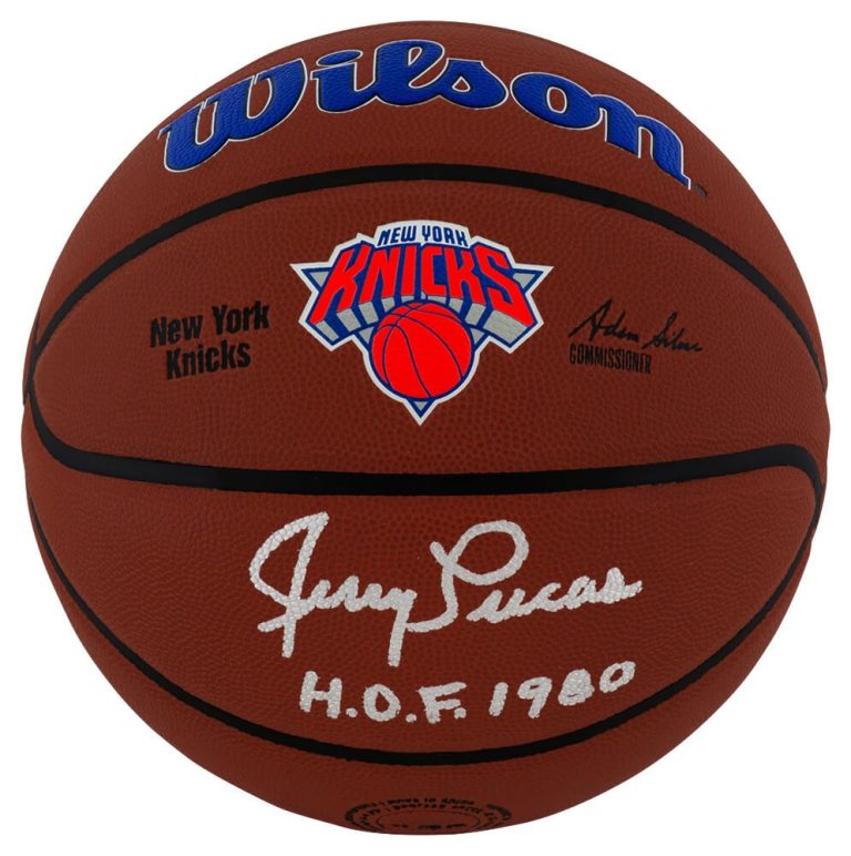Jerry Lucas Signed Knicks Logo Wilson NBA Basketball w/HOF'80 - (SCHWARTZ COA)
