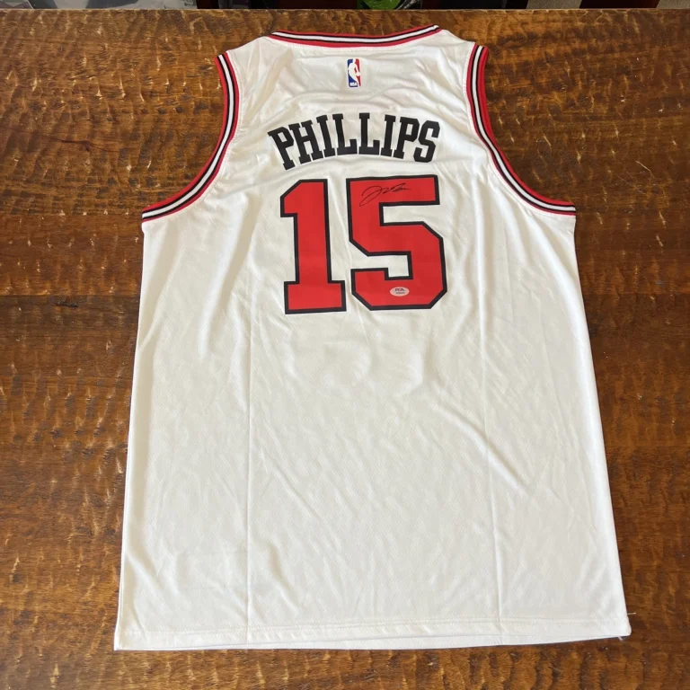 Julian Phillips Signed Chicago Bulls Jersey PSA DNA  Autographed