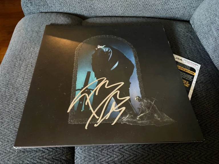 Post Malone SIGNED Vinyl ALBUM JSA Authenticated COA Hollywood Is Bleeding