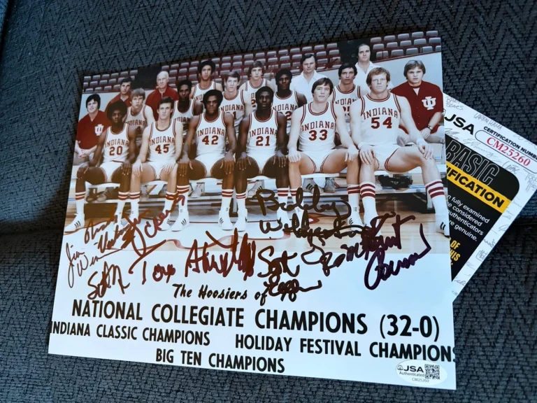 1976 Hoosiers Team Signed 8 X 10 JSA Authenticated COA Scott May Kent Benson ++